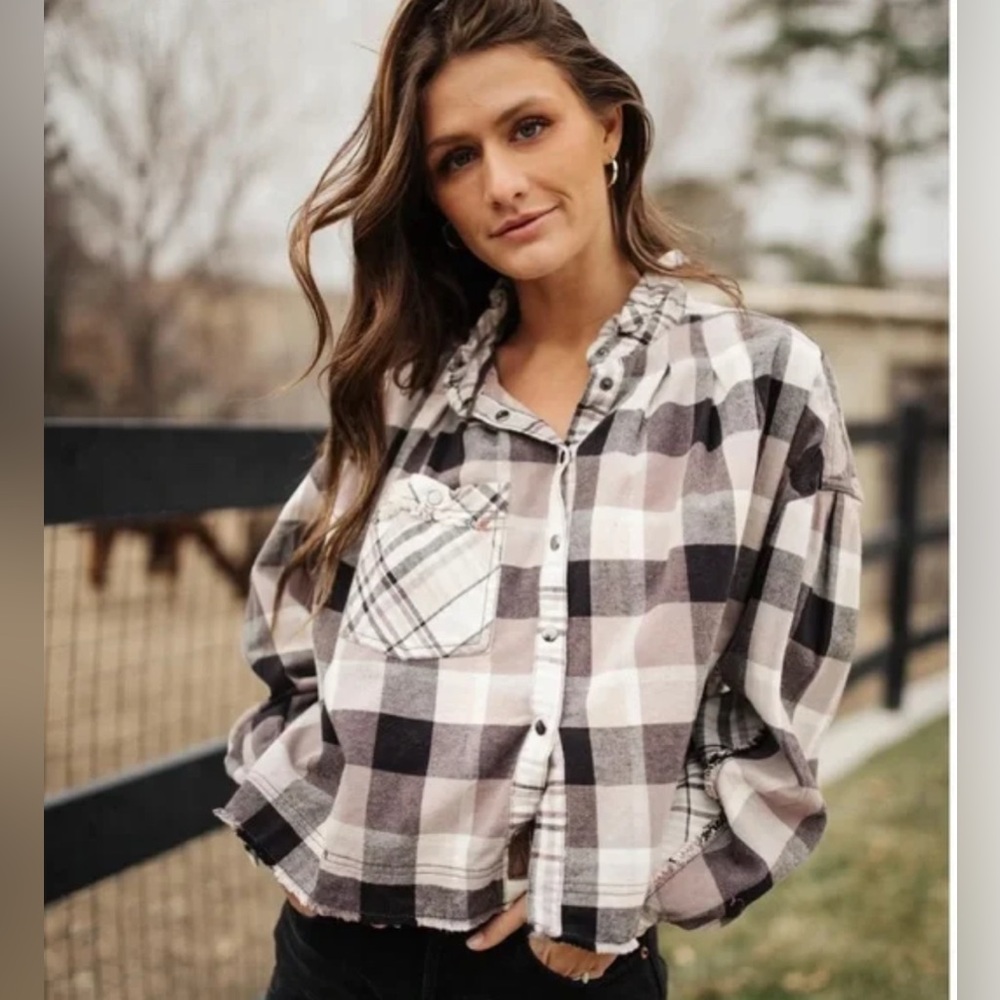We the Free~ Free People Ladies L Emily plaid button down shirt grey Combo color